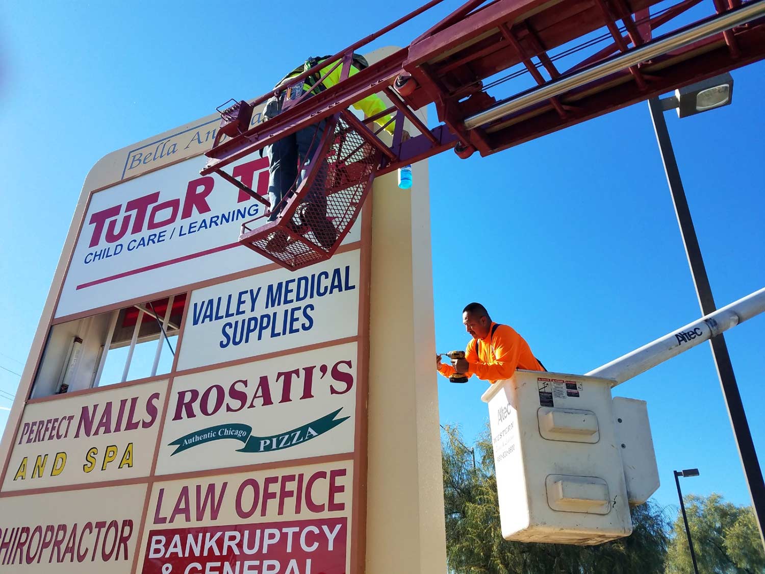 Sign Installation Phoenix, Mesa, Chandler Western Signs & Lighting